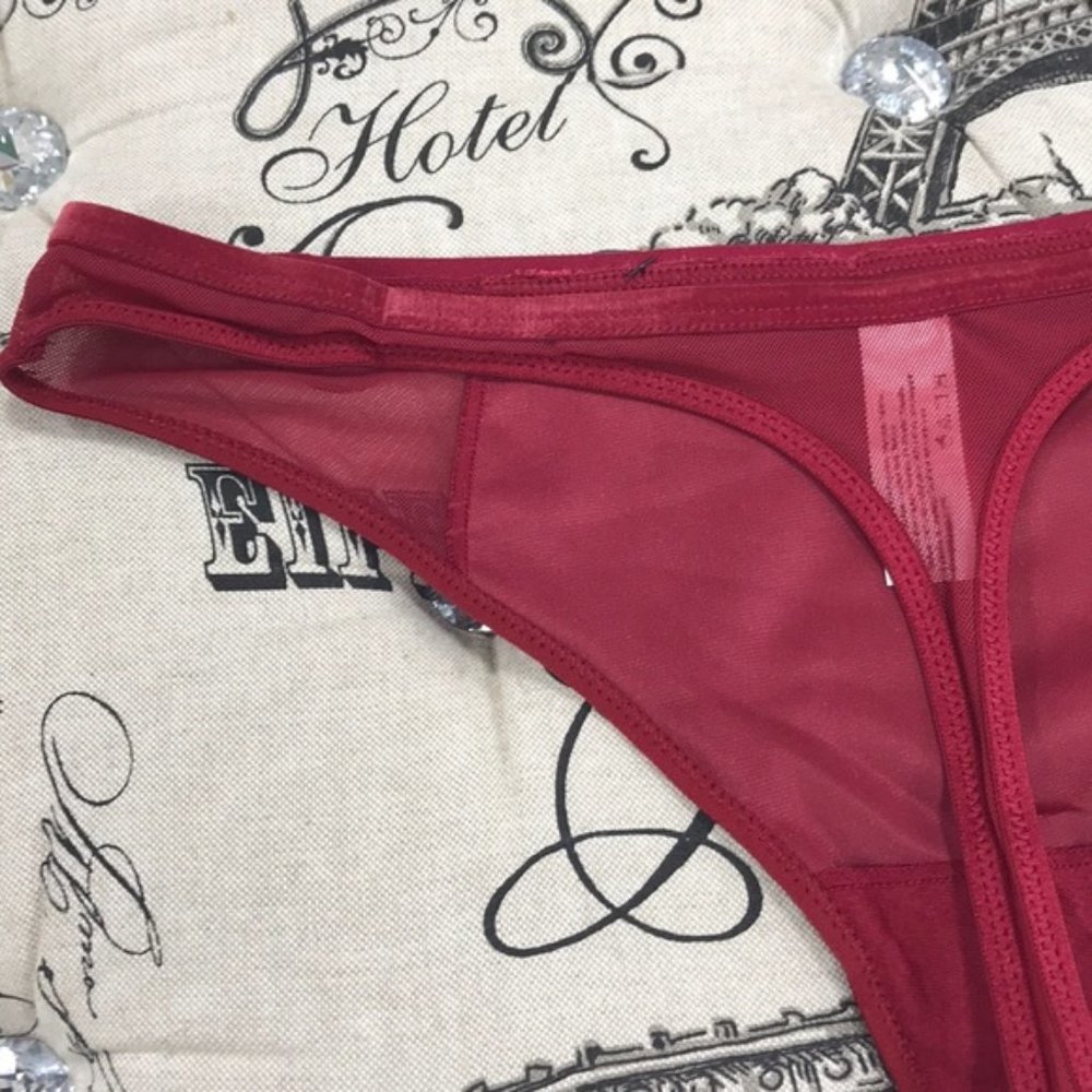 Maidenform Extra Sexy Velvet Thong MFB111 - Picture 7 of 8